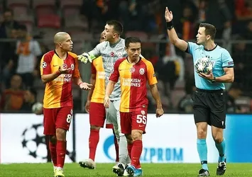 Muslera son saniyede yıkıldı