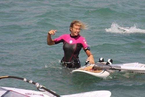 Ünlüler derbide kimi destekliyor?