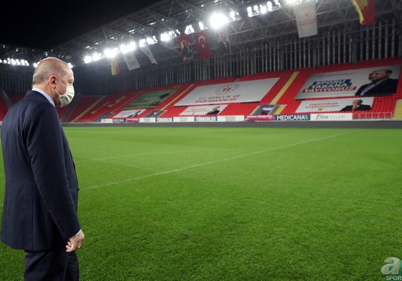 Başkan Recep Tayyip Erdoğan sahalara indi! Durmak yok gollere devam