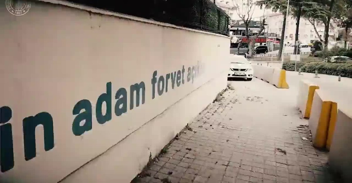 Fenerbahçe Samatta'yı böyle duyurdu