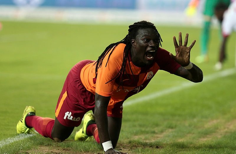Bafetimbi Gomis idmanda bayıldı!