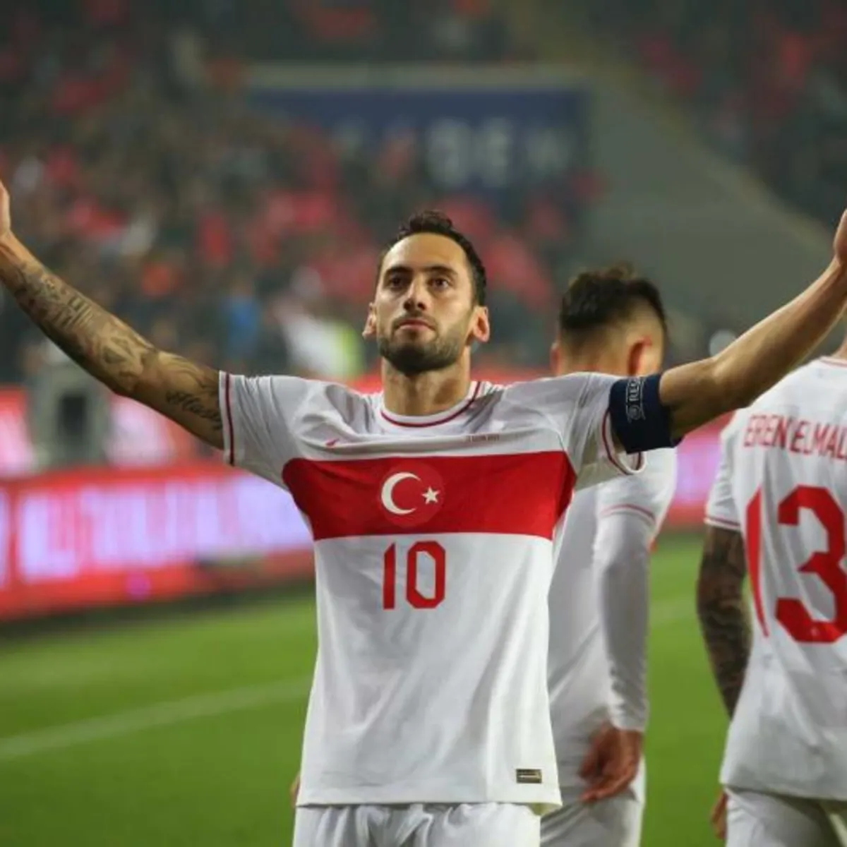 TRANSFER HABERİ: Fenerbahçe'den Hakan Çalhanoğlu bombası!