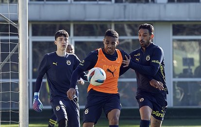 Fenerbahçe evinde Bellona Kayserispor’u ağırlıyor!