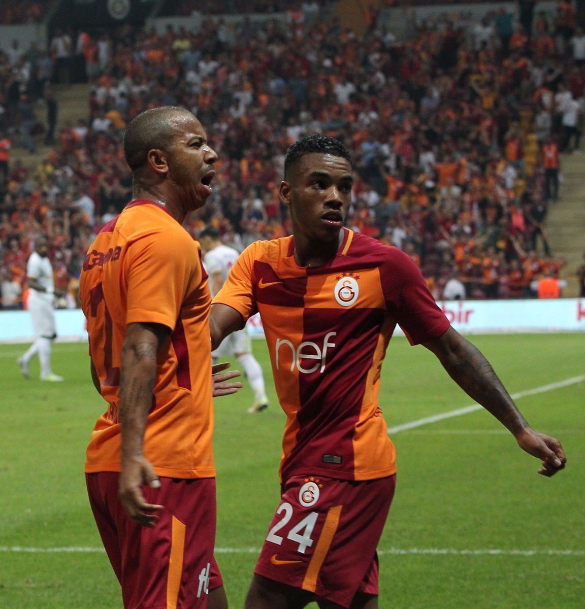 Rakipleri istedi Galatasaray kaptı