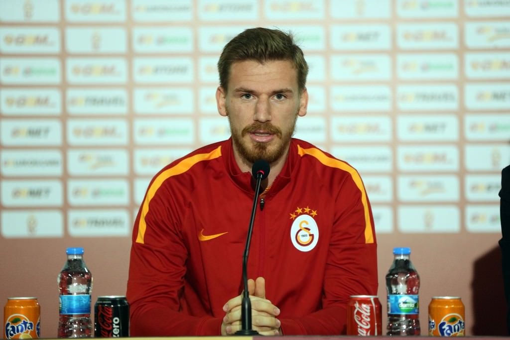 Serdar Aziz içerde misin?