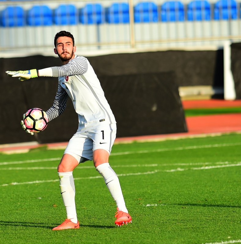 Liverpool Muhammed Şengezer’in peşinde!