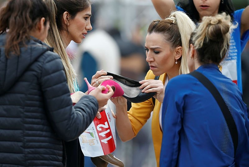 Antalya’da Yüksek Topuk Koşusu