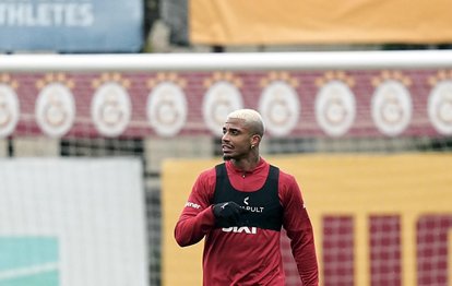 Galatasaray’da yeni transferler Mario Lemina ve Carlos Cuesta ilk antrenmanlarına çıktı!