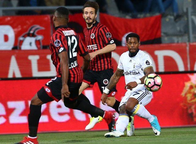 Fenerbahçe Ben Arfa ve Lucas Lima ile anlaştı