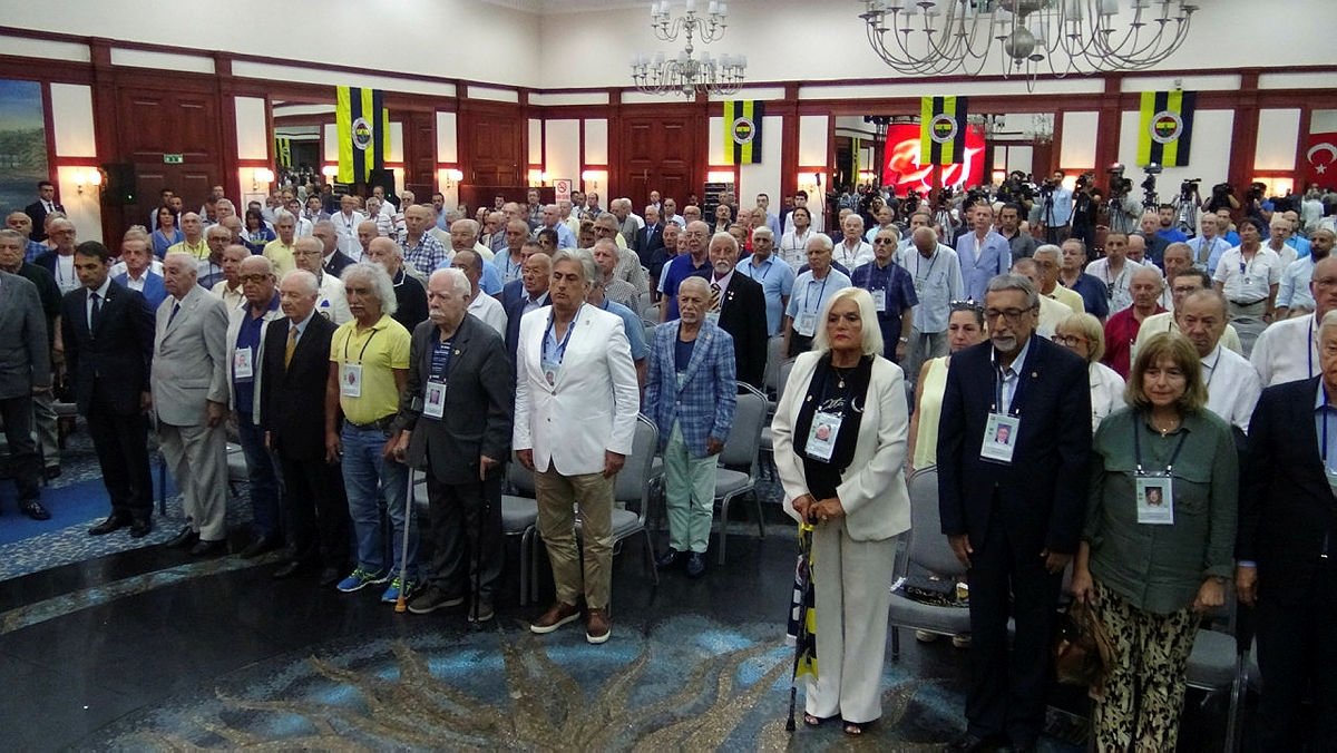 Fenerbahçe Yüksek Divan Kurulu toplantısı başladı