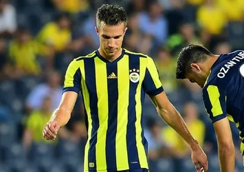 Robin van Persie yolcular arasında