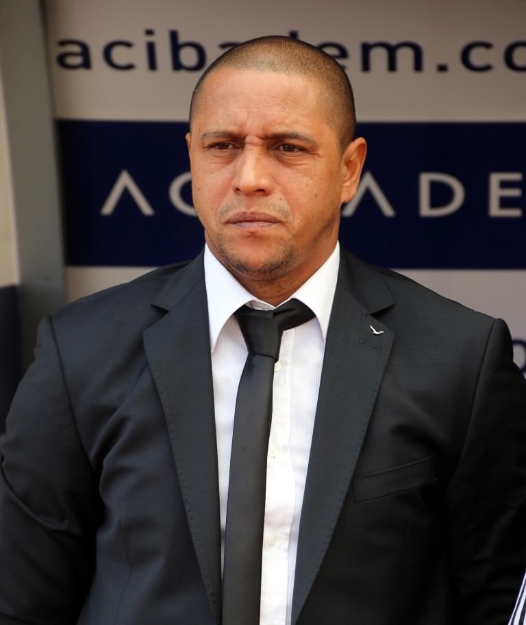 Fenerbahçe’den Roberto Carlos açıklaması