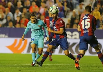 Barcelona namağlup unvanını kaybetti