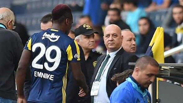 Advocaat’ın Emenike yorumu: Ne yaptığı umurumda değil