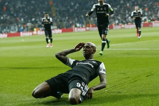 Talisca rekor kırdı!
