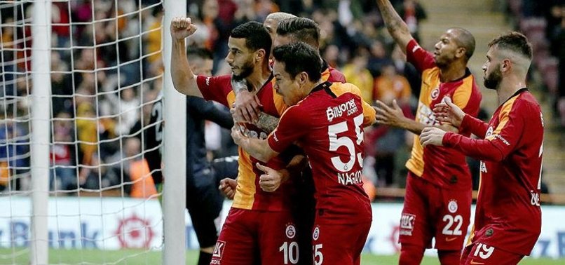 Galatasaray'da sisler dağıldı