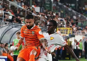 Alanyaspor ile Göztepe puanları paylaştı