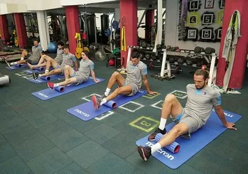 Trabzonspor'da 7 futbolcuya özel antrenman