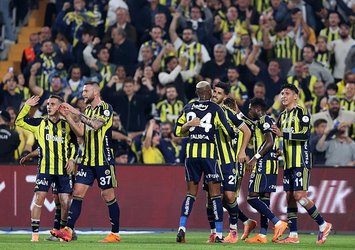 F.Bahçe Kadıköy'de coştu!