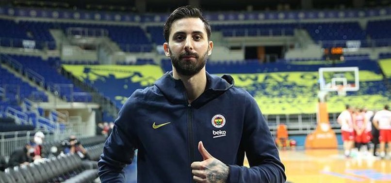 Fenerbahçe Beko'da Alex Perez sakatlandı