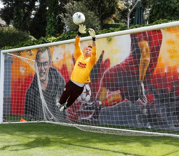 Son dakika: Galatasaray antrenmanlara başladı! İşte ilk görüntüler - 2