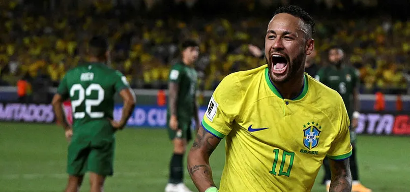 Neymar Pele'yi geçti!