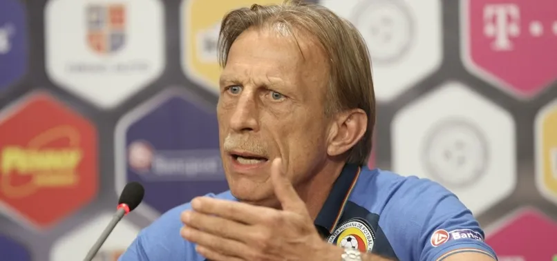 Christoph Daum: Daha saygın bir hoca olmalı