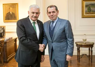 Dursun Özbek'ten bir büyük operasyon daha