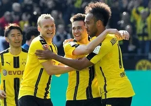 Borussia Dortmund rahat kazandı