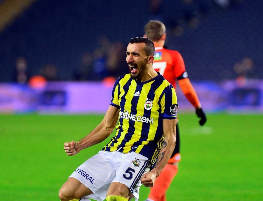 Fenerbahçe-Adanaspor karşılaşmasından kareler