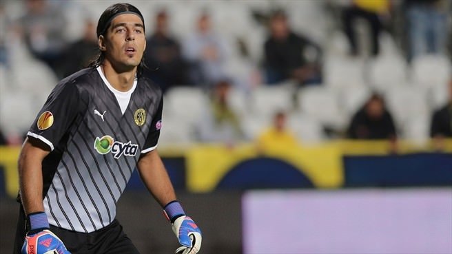 Hem dayak yedi hem kulüpten kovuldu!