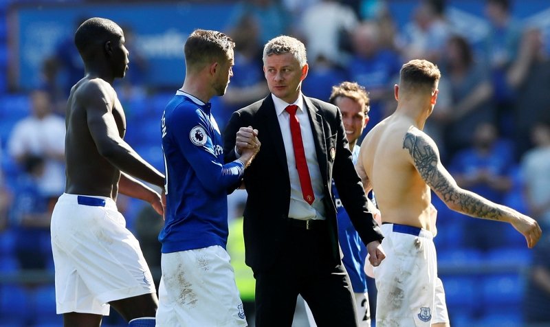 Everton Manchester United’ı dağıttı