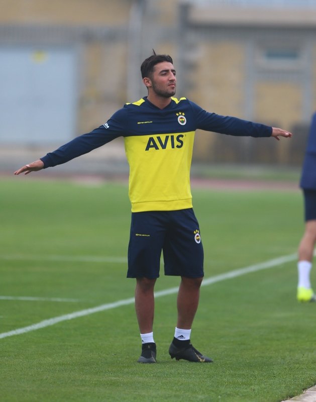 Fenerbahçe’de ayrılık resmen açıklandı!