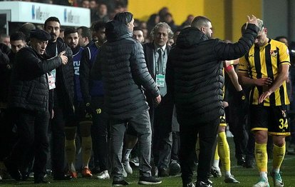 SON DAKİKA: İstanbulspor Yönetimi Trabzonspor maçında takımı sahadan çekti!
