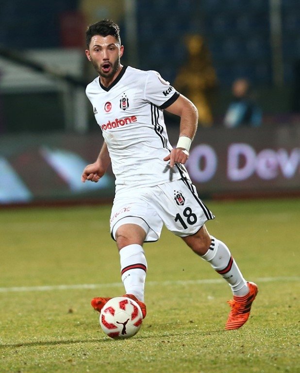 Tolgay Arslan’a Roma kancası