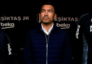 Van Bronckhorst'tan sakatlık sözleri! "Lyon maçında olmayacak"