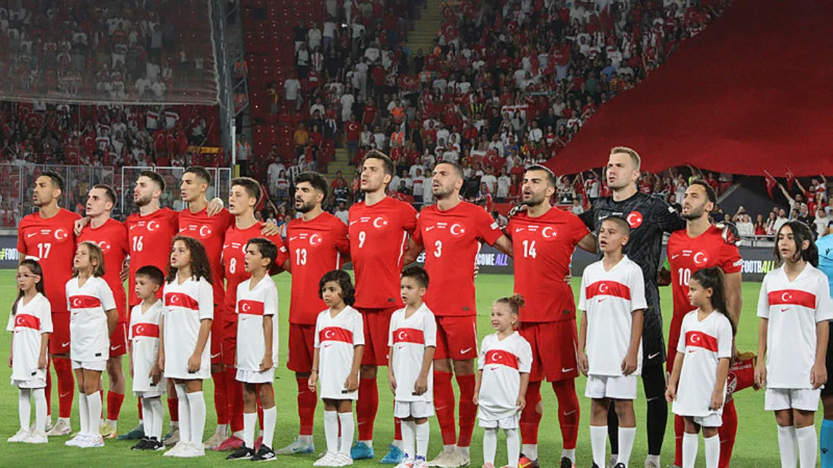 Türkiye-Karadağ maçının biletleri satışta!