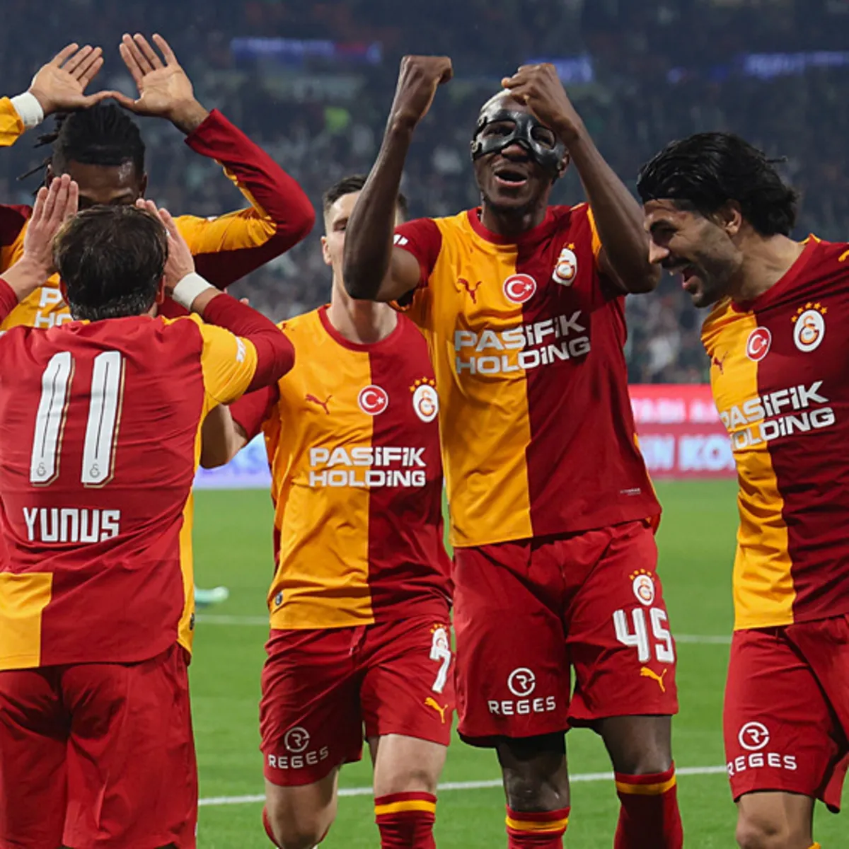 Premier Lig devi Osimhen için dev bütçe ayırdı