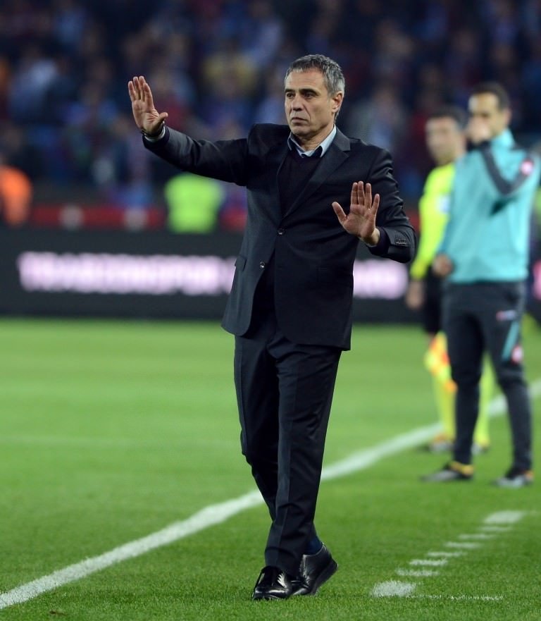 Trabzonspor-Galatasaray karşılaşmasından kareler