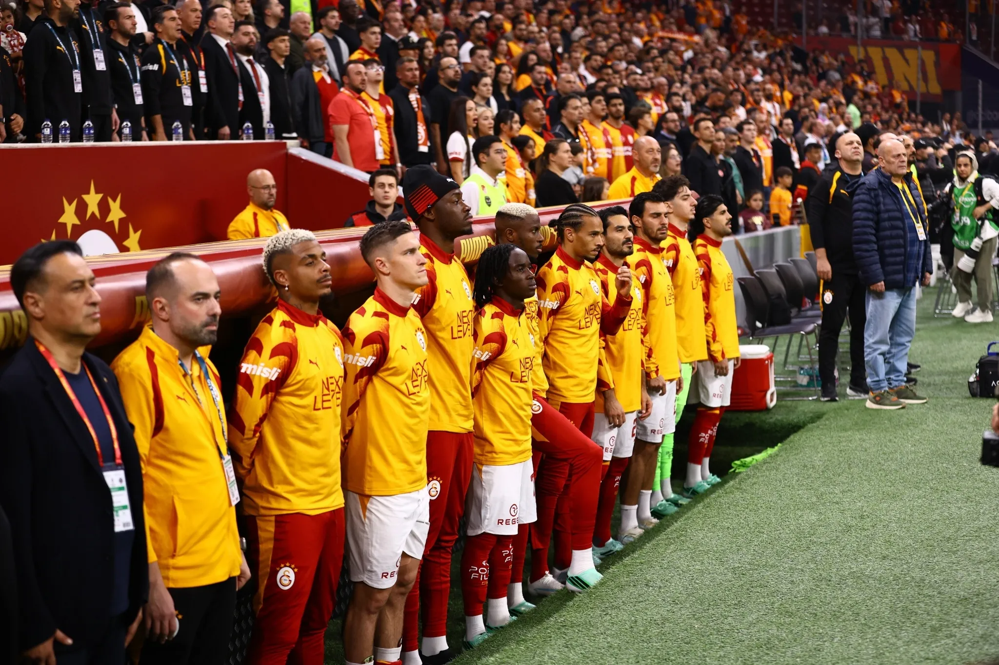 Galatasaray'da Okan Buruk'tan Lemina ve Sara için karar