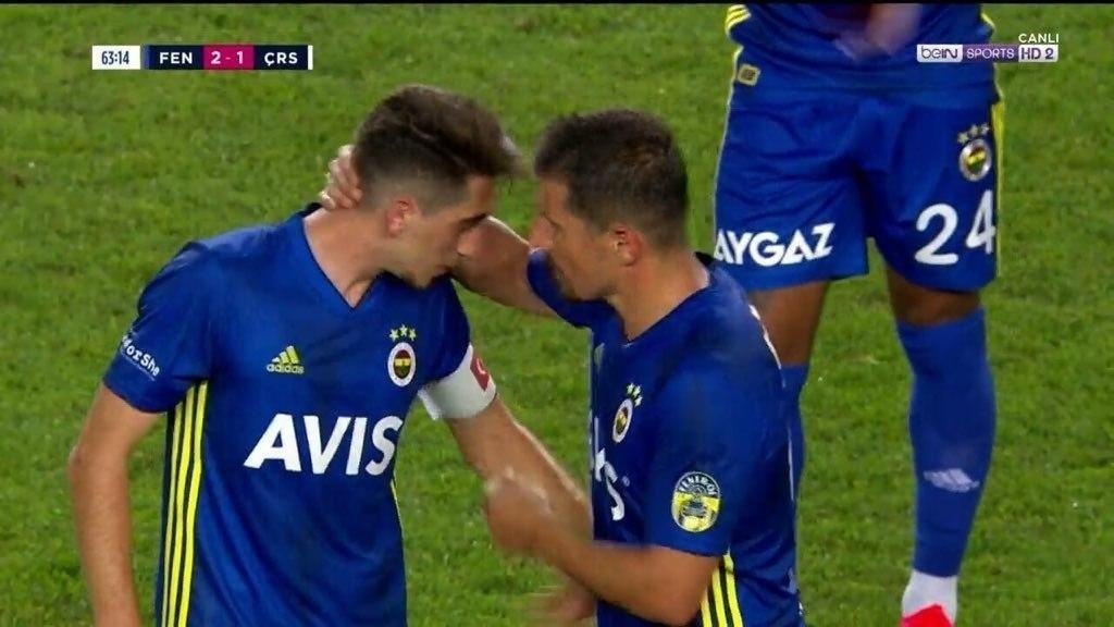 Omer Faruk Beyaz Fenerbahce Tarihine Gecti Aspor