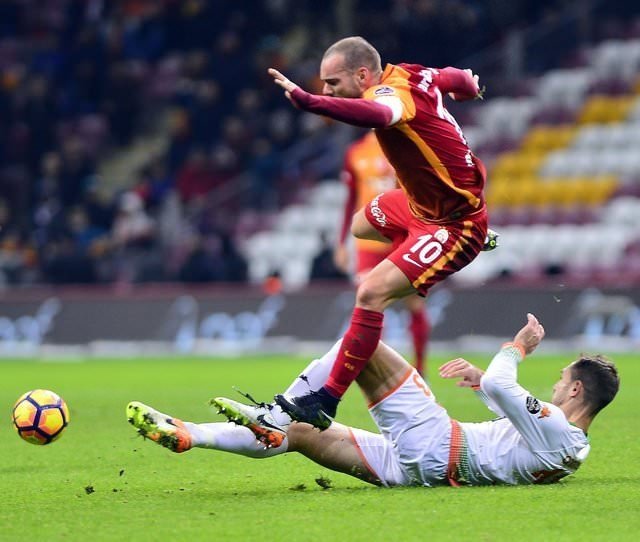 Wesley Sneijder analizi