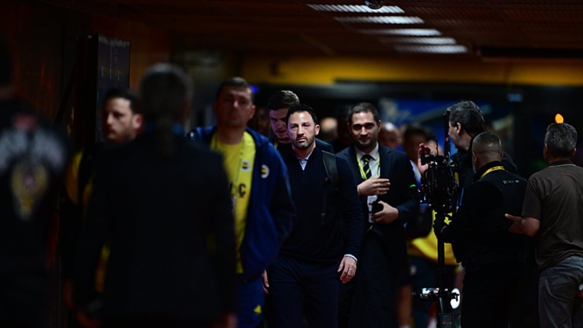 Fenerbahçe'de kalan maçlarda takımın başındaki isim belli oldu!