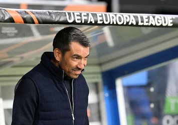 "Bronckhorst'un tüm hatalarına rağmen..."
