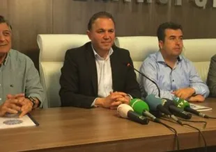 Yılmaz Vural, Adana Demirspor'la resmen imzaladı