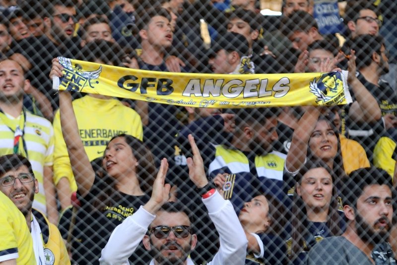 Fenerbahçe Ersun Yanal’dan kurtulmalı!