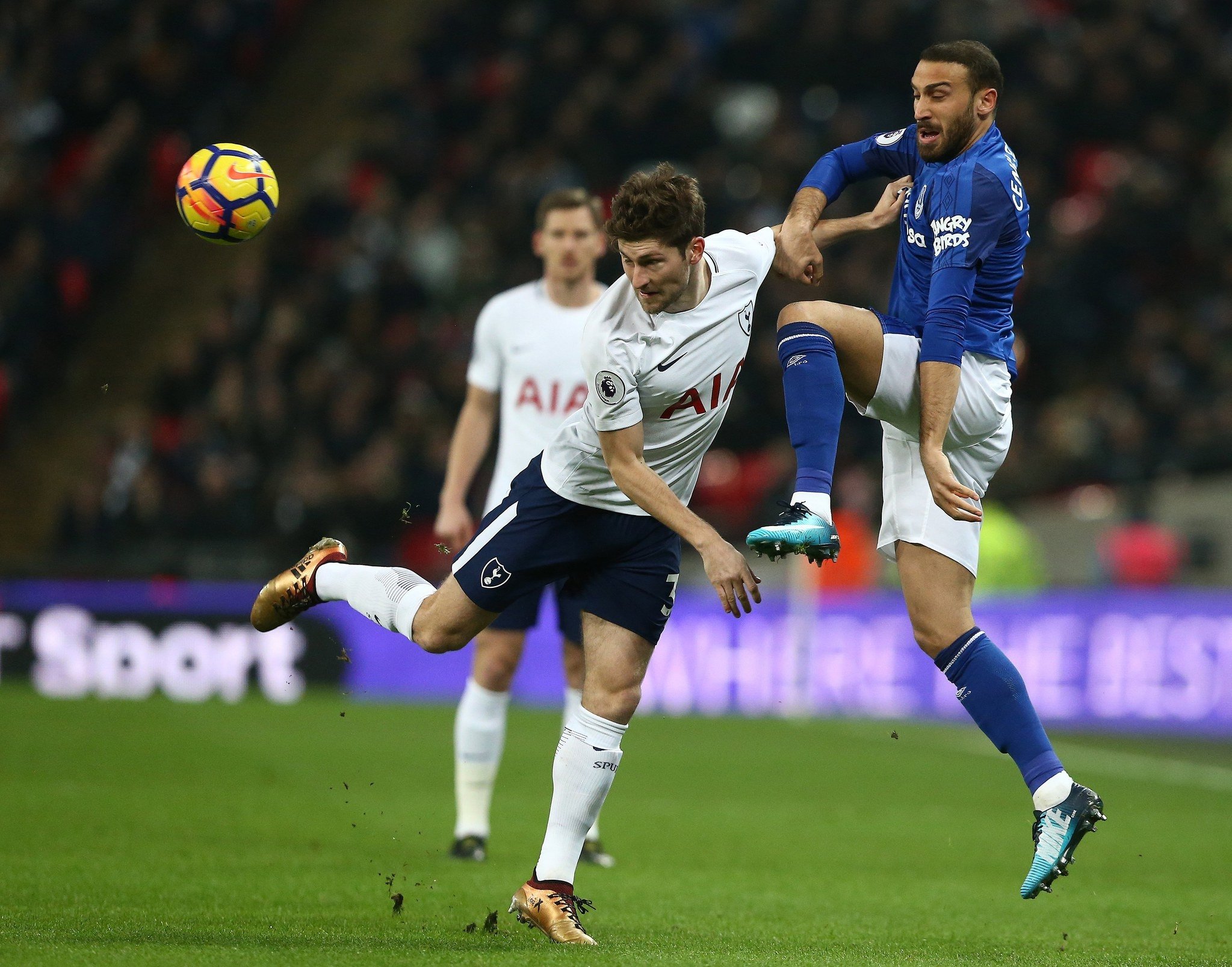 İlk maçında Cenk Tosun’a övgüler yağdı
