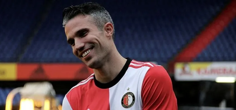 Robin Van Persie’den Fenerbahçe paylaşımı