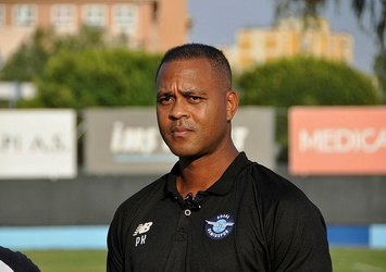 Kluivert Barcelona'ya imzayı attı!