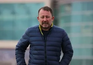 Sergen Yalçın nefes aldırmıyor